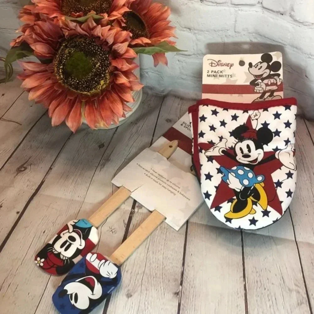 NWT Mickey & minnie mouse mini oven mitt w/ spatulas colorful fandom disney